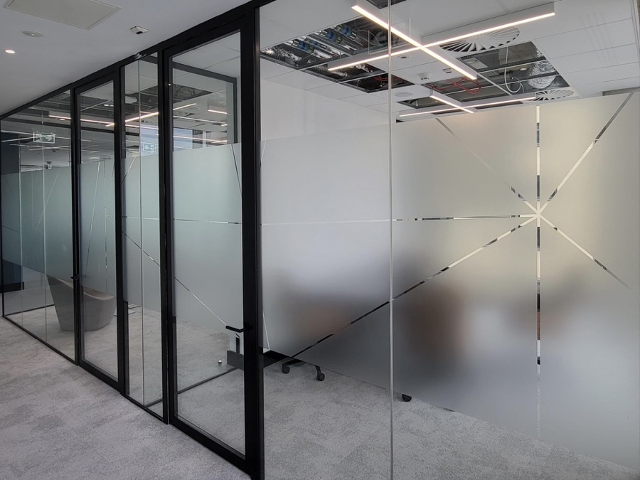 MK2 - Aluminium framed double glazed acoustic door - Apton Partitioning
